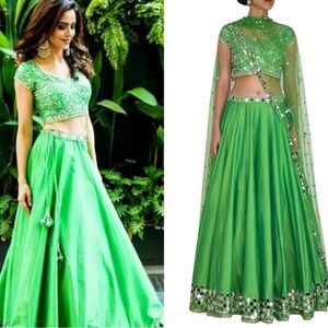 SOLD Preeti s Kapoor 3 pc lehenga set